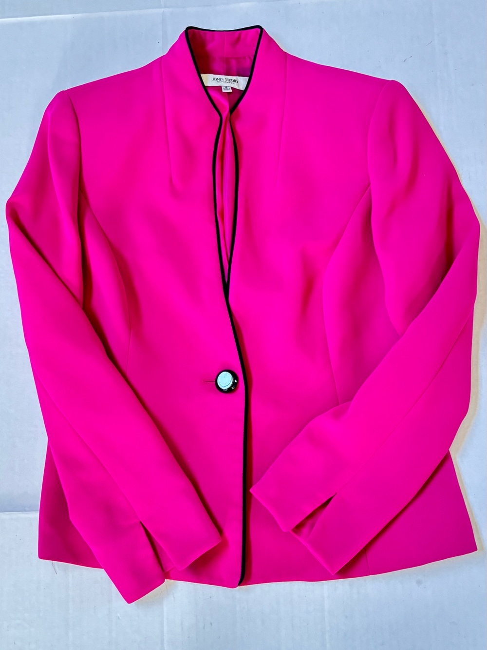 Jones Studio Size 6 Hot Pink Fuchsia Blazer Shoulder Pads Black Trim Career